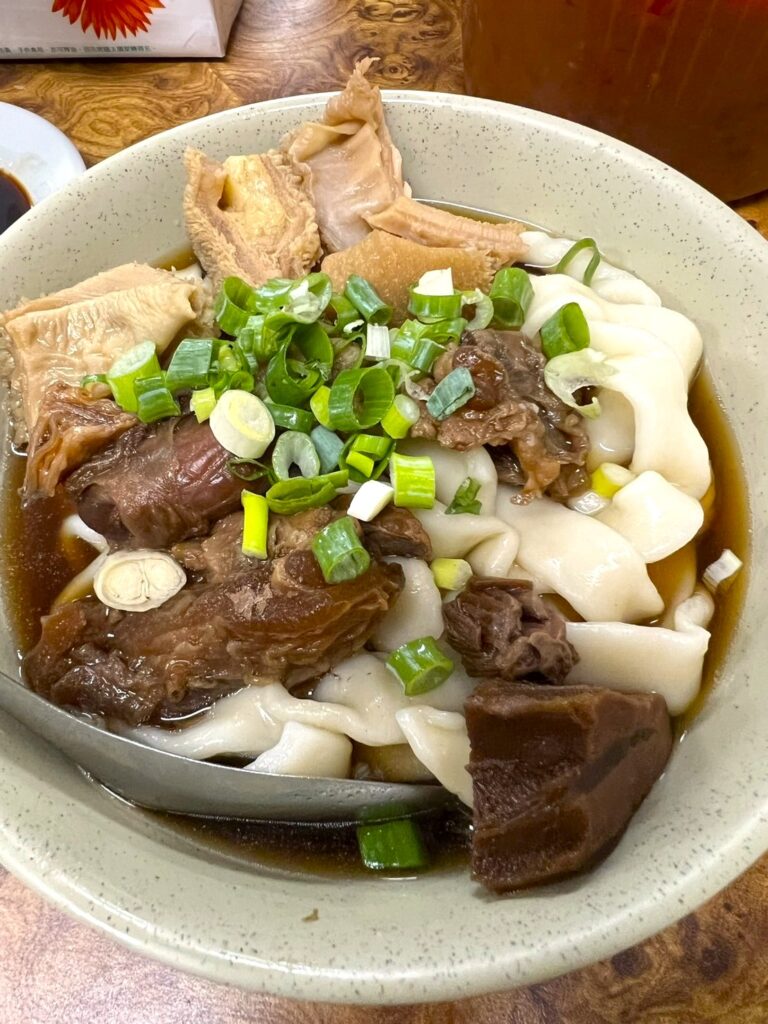 富宏牛肉麺